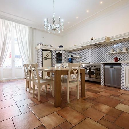 נאפולי Palazzo Dello Spagnolo Suite מראה חיצוני תמונה