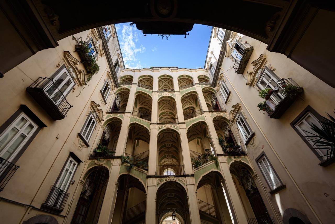נאפולי Palazzo Dello Spagnolo Suite מראה חיצוני תמונה